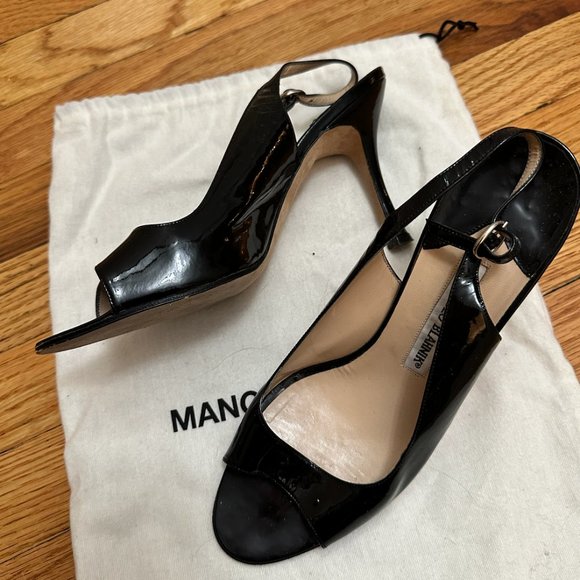 Manolo Blahnik Patent Leather Peep Toe Slingback - Picture 3 of 5